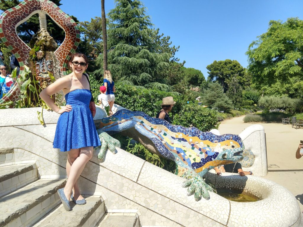 Park Parc Guell Dragon Fountain Statue