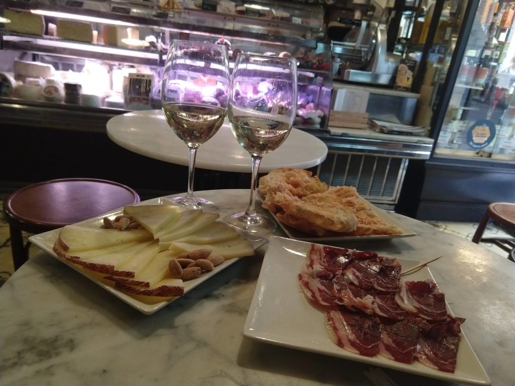 Barcelona La Pineda Meat and cheese plate